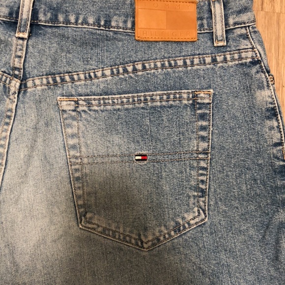 Tommy Hilfiger 4.5” Boyfriend Shorts Size 16 - Picture 14 of 15